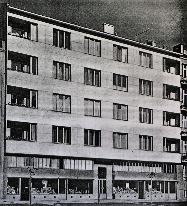 Szlakiem modernizmu. Warszawa. Al. Niepodległości 156